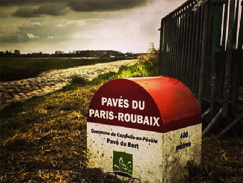 Una sporca e maledetta Parigi - Roubaix 
con Bike Division