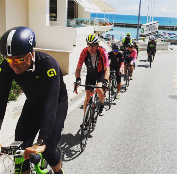 Wow! Le Marche🚴♂🥂😍 con Bike Division