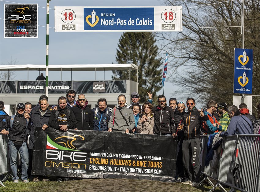 Un week end eroico sulle pietre della Parigi-Roubaix con Bike Division
