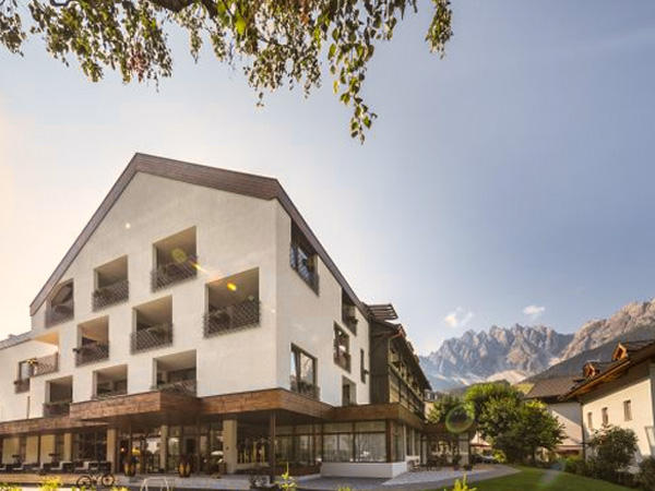 Sporthotel Tyrol 4*